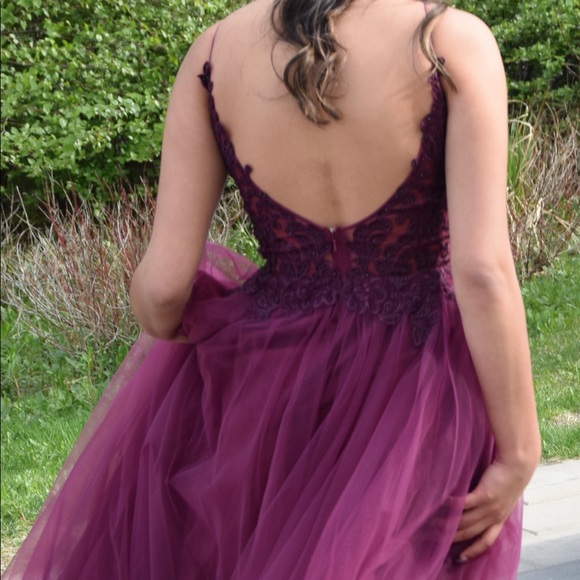 A beautiful size four grad dress, altered to fit size 2-4 in length and waist. - Picture 3 of 3
